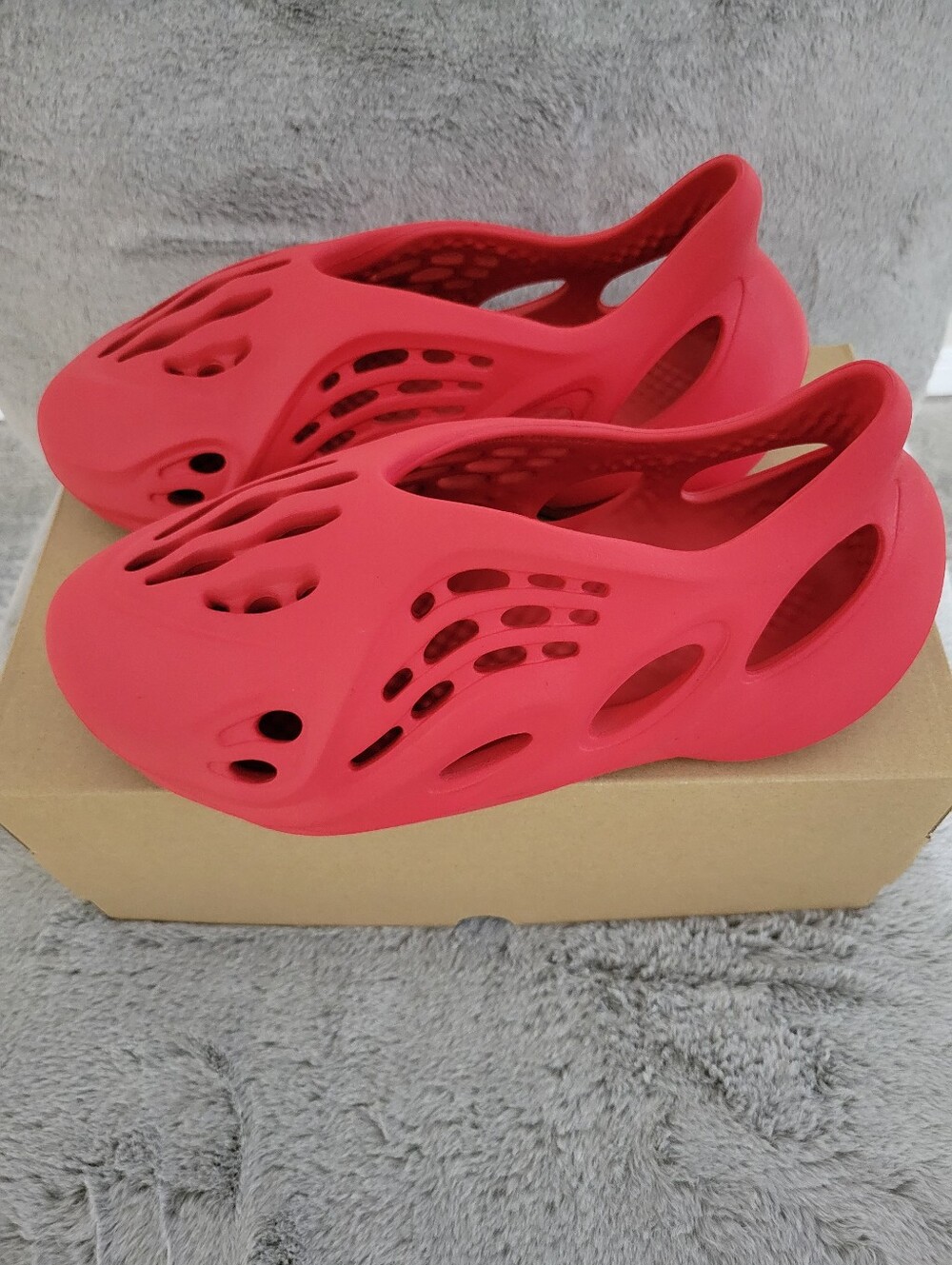 Adidas Yeezy Foam Rnnr "VERMILLION"